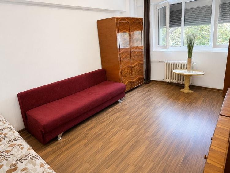 Garsonieră în Aradului