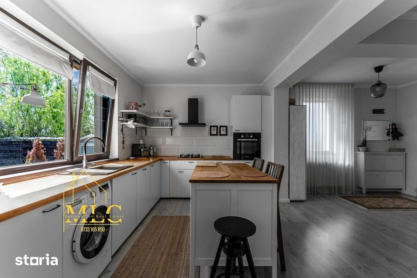Casă cu 5 camere cu Teren 300 Mp în Crevedia