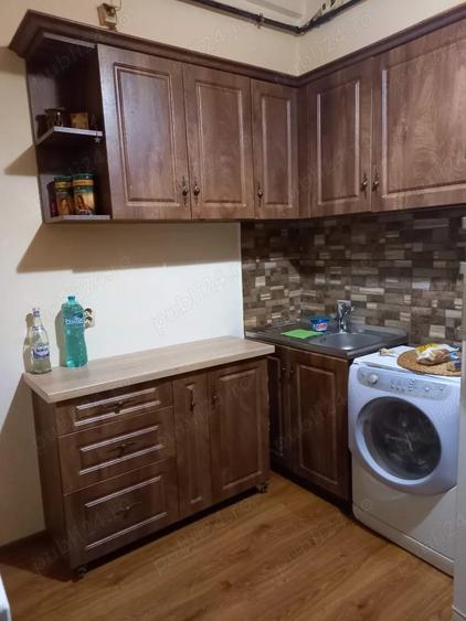 Casă cu 3 camere în Vatra Luminoasă