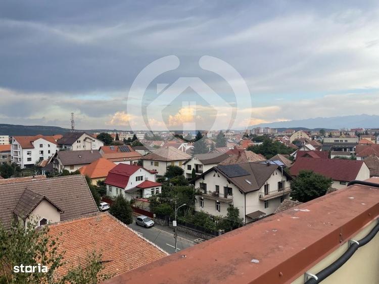 Apartament cu 4 camere în Central