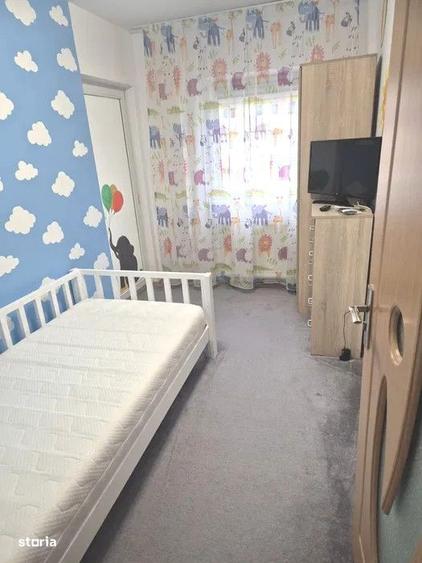 Apartament cu 3 camere decomandat în Vasile Aaron