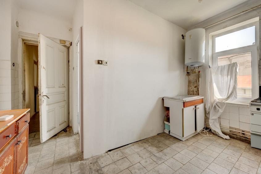 Apartament cu 3 camere semidecomandat în Pache Protopopescu