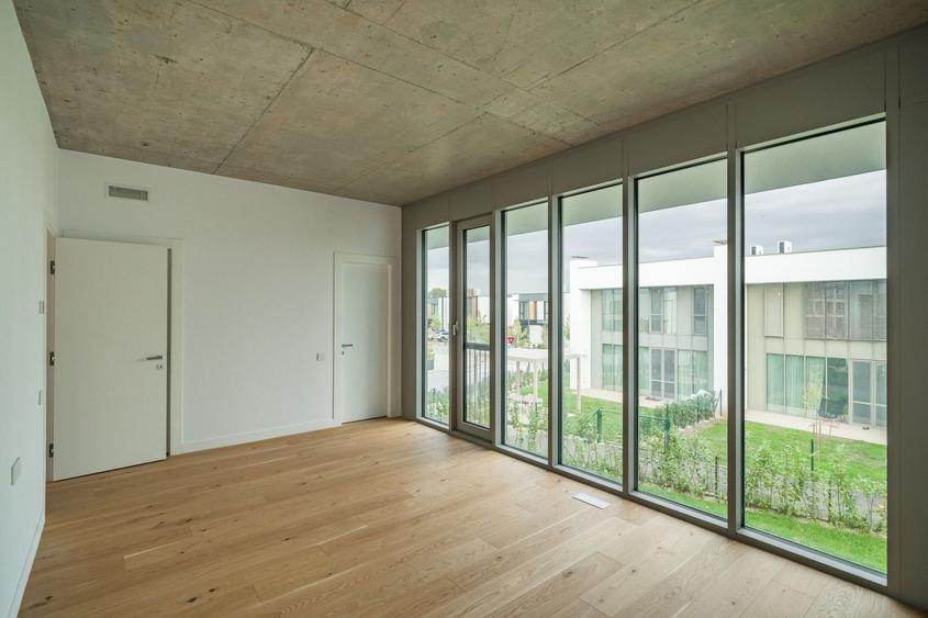 Duplex cu 4 camere cu Canalizare în Tunari