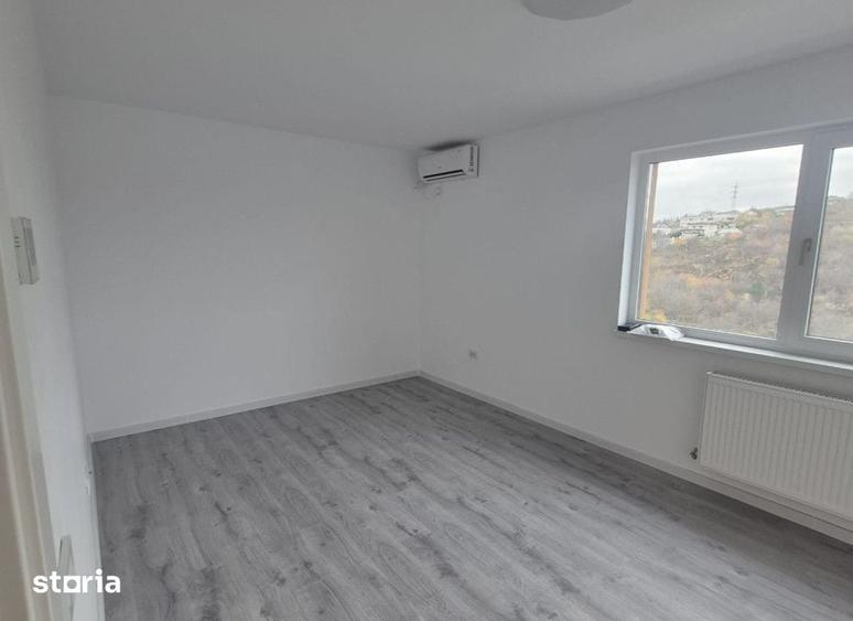 Apartament cu 2 camere în Podu Roș