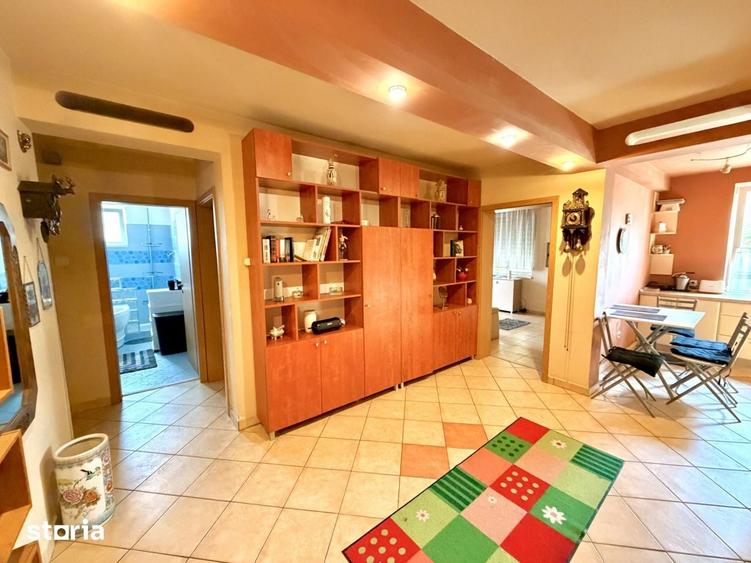 Apartament cu 3 camere în Central