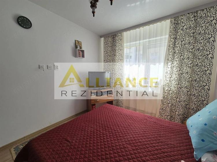 Apartament cu 2 camere decomandat în Berceni