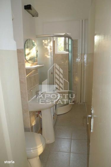 Apartament cu 2 camere, mobilat în Spitalul Județean