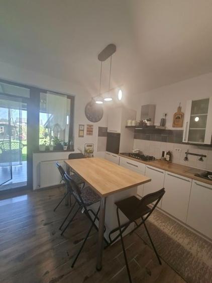 Duplex cu 4 camere cu Canalizare în Giroc