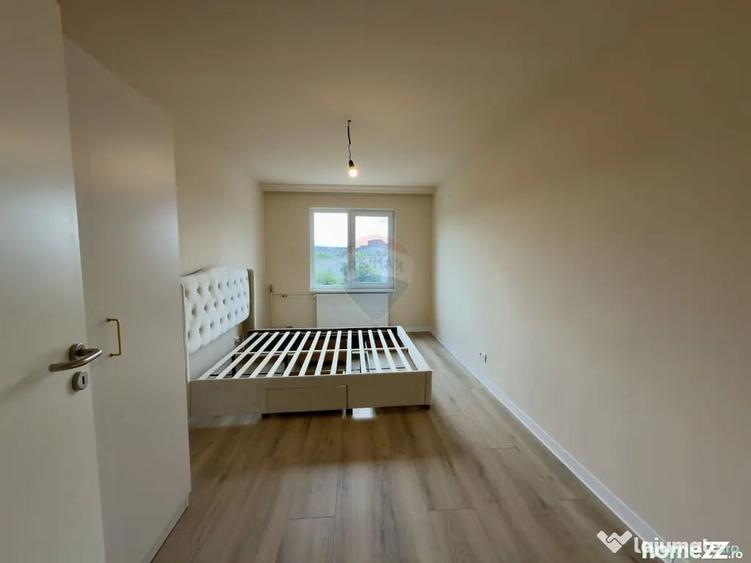 Apartament cu 4 camere decomandat în Iosia