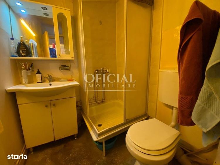 Apartament cu 4 camere decomandat în Central