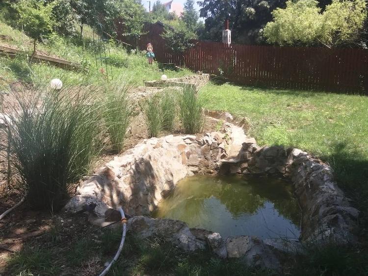 Casă cu 7 camere cu Teren 2000 Mp în Exterior Vest
