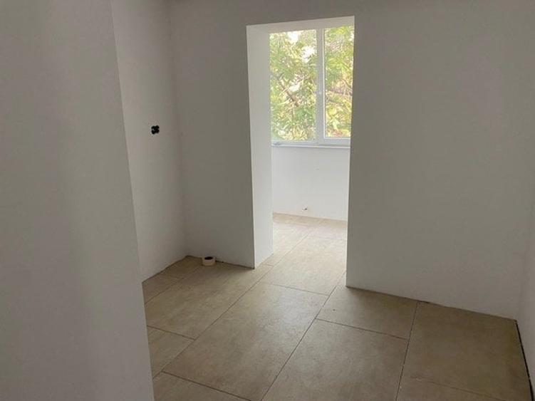 Apartament cu 3 camere decomandat în Lipovei — fotografia 3
