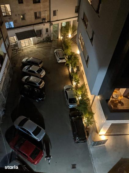 Apartament cu 3 camere decomandat în Cișmigiu