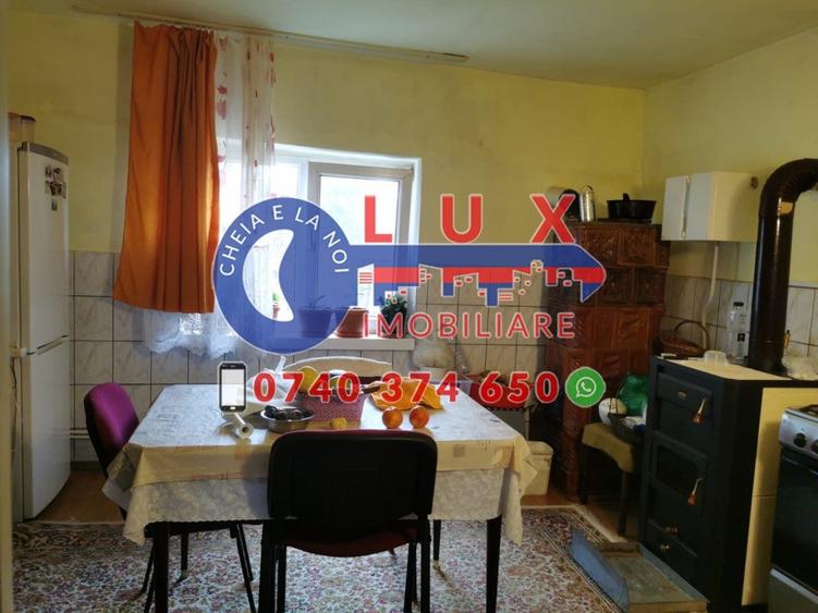 Casă cu 5 camere cu Teren 1200 Mp în Babadag