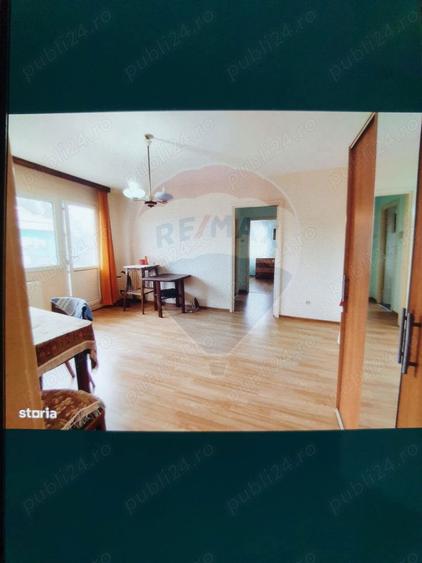 Apartament cu 2 camere semidecomandat în Cornișa
