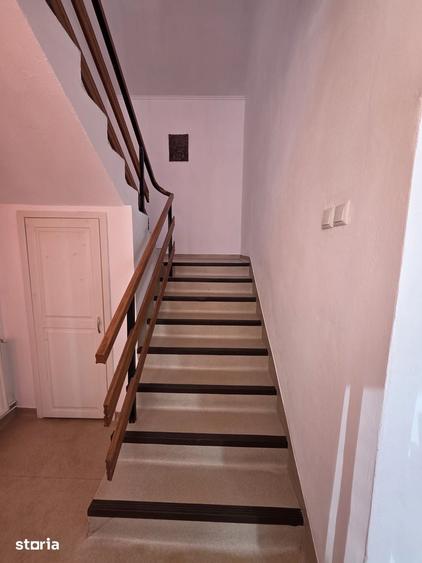 Casă cu 3 camere cu Teren 210 Mp în Țiglari