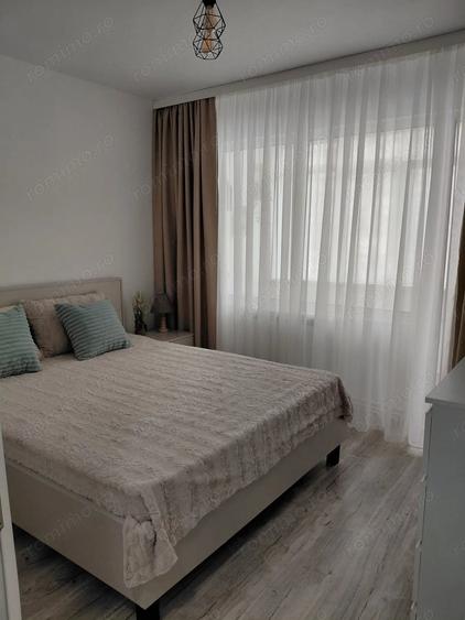 Muta-te Imediat! 3 Camere Micro 16 Renovat, Mobilat, Etaj 2 - 1