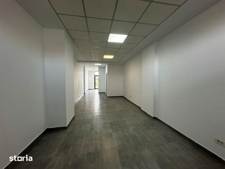 Spațiu comercial, de 52 mp, în Orașul Nou