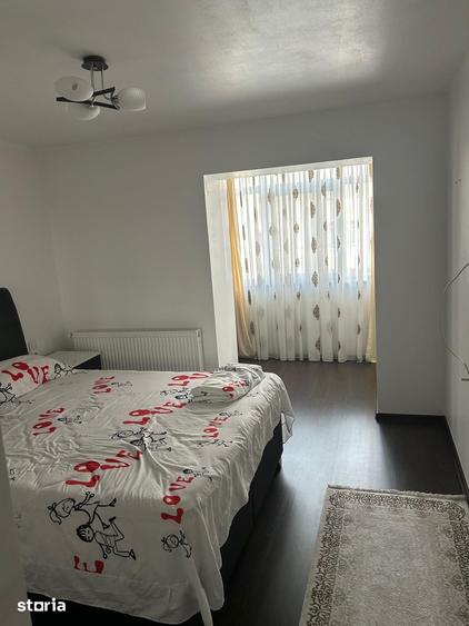 Apartament cu 3 camere în Micro 11