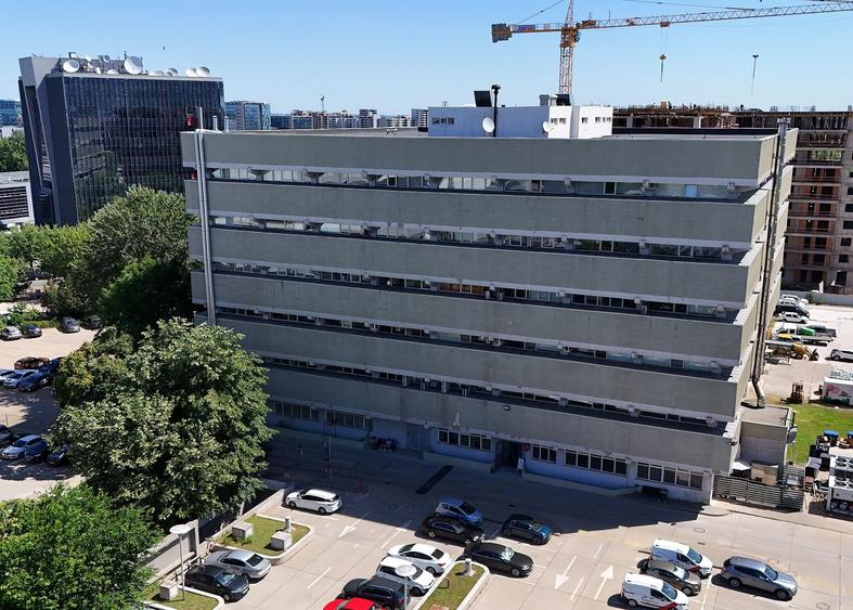 Birou, de 22,300 mp, în Pipera