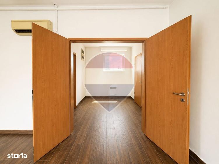 Spațiu comercial, de 120 mp, în Central