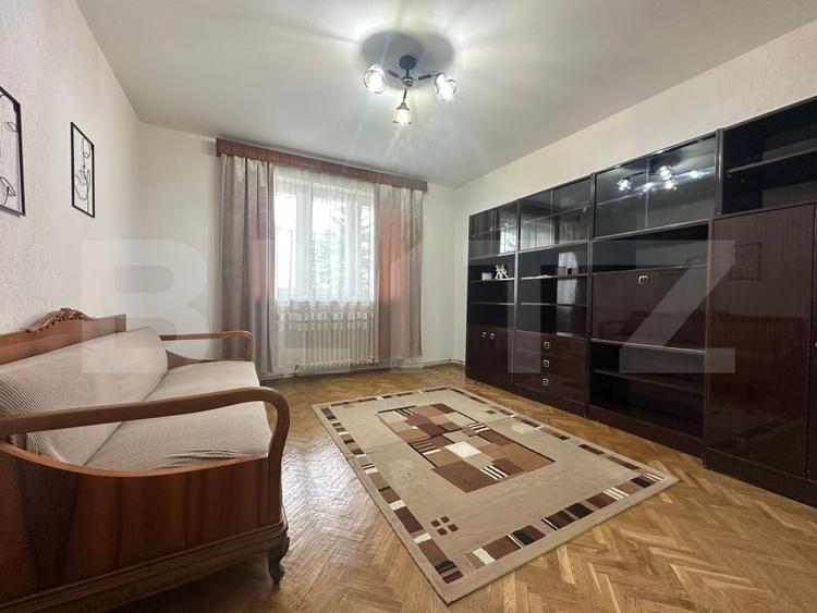 Apartament cu 3 camere decomandat, mobilat în Kogălniceanu