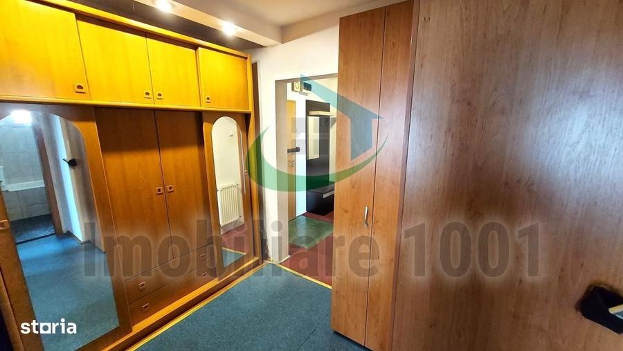 Apartament cu 3 camere decomandat în Ultracentral