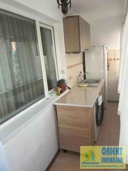 Apartament cu 2 camere decomandat în Energia