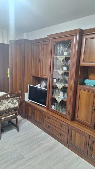 Apartament cu 2 camere nedecomandat în Horia