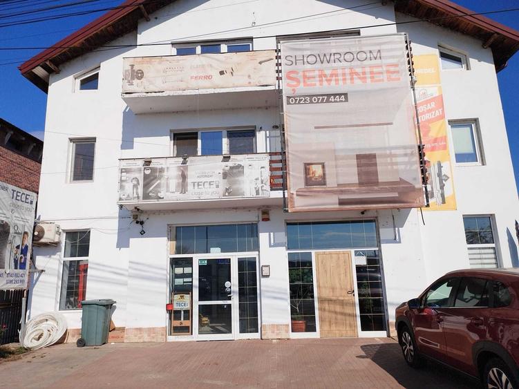 Spațiu comercial, de 90 mp, în Central