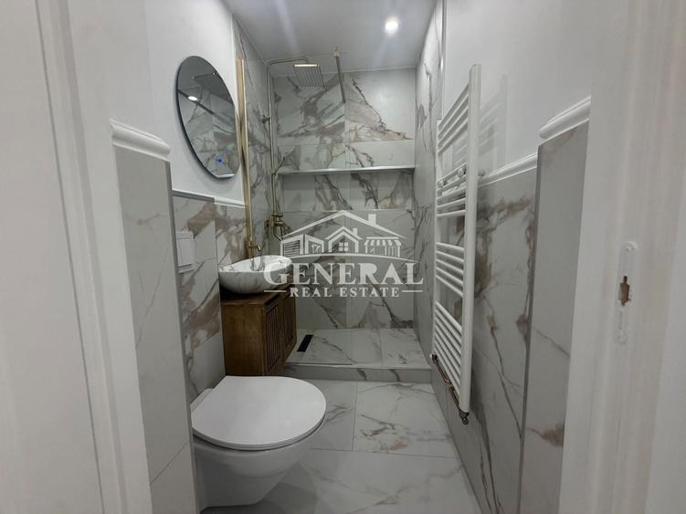 Apartament cu 4 camere decomandat în Central