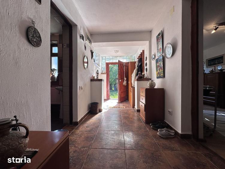 Vanzare casa in Pucioasa, Dambovi?a - 4 camere - teren 5.808 mp - 19