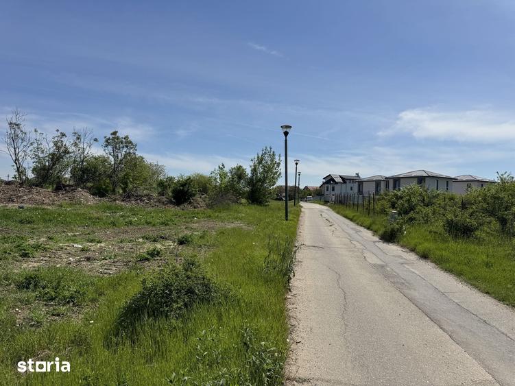 Teren de 350 mp, în Central