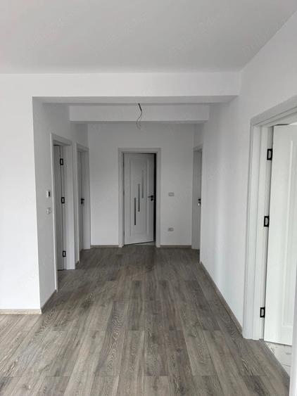 Casă cu Teren 350 Mp în Lunca Cetățuii