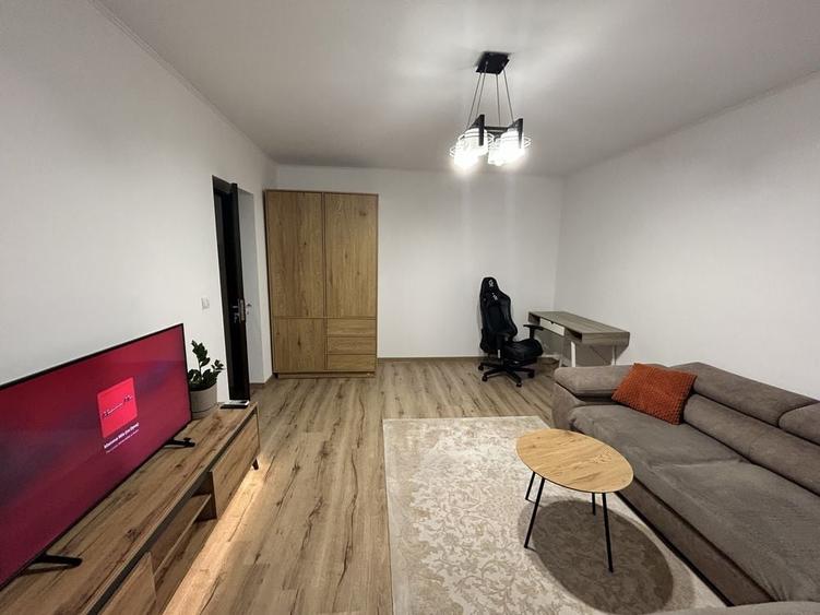 Apartament cu 2 camere decomandat în Valea Lupului