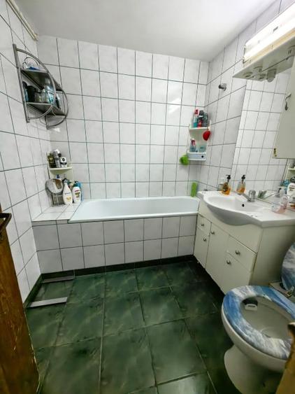 Apartament cu 2 camere decomandat, mobilat în Dristor
