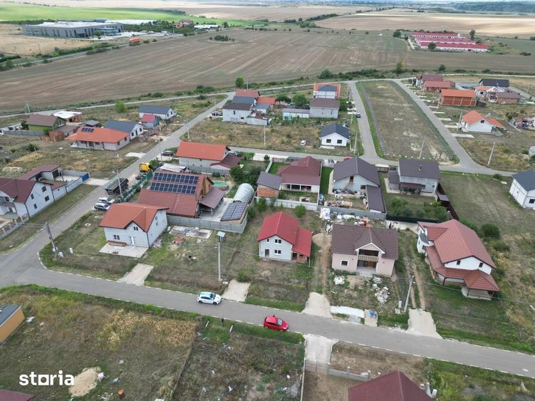 Casă cu 3 camere cu Teren 500 Mp în Frumușeni