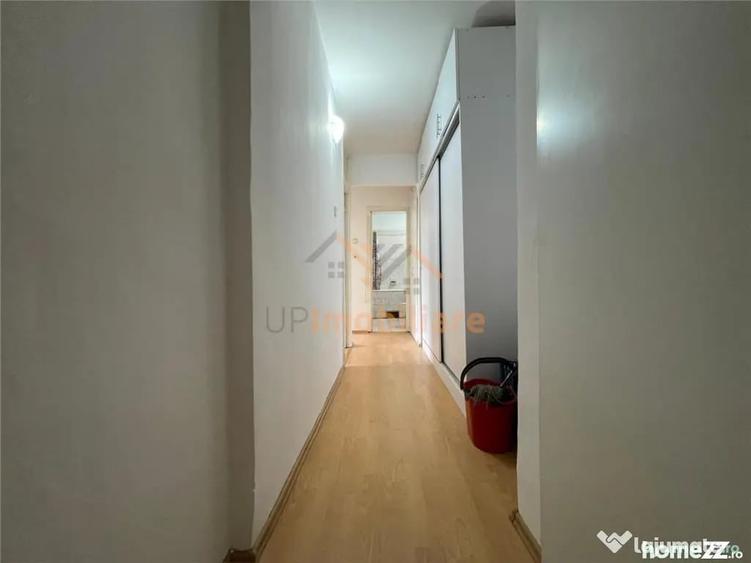 Apartament cu 3 camere decomandat în Decebal