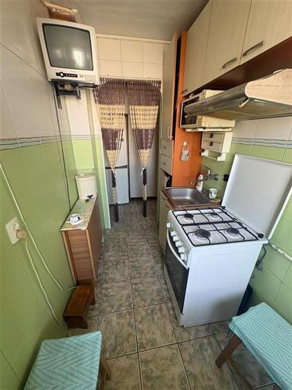 Apartament cu 2 camere decomandat în Drumul Taberei