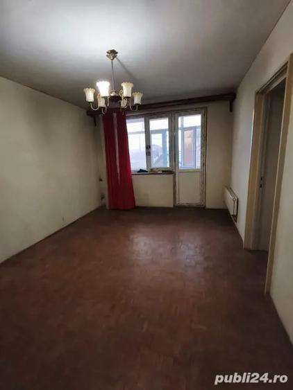 Apartament cu 2 camere semidecomandat în 1 Mai
