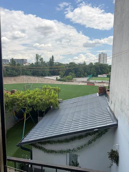 Casă cu 3 camere cu Teren 160 Mp în Floreasca