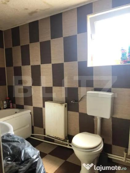 Casă cu 7 camere cu Teren 200 Mp în Săcele