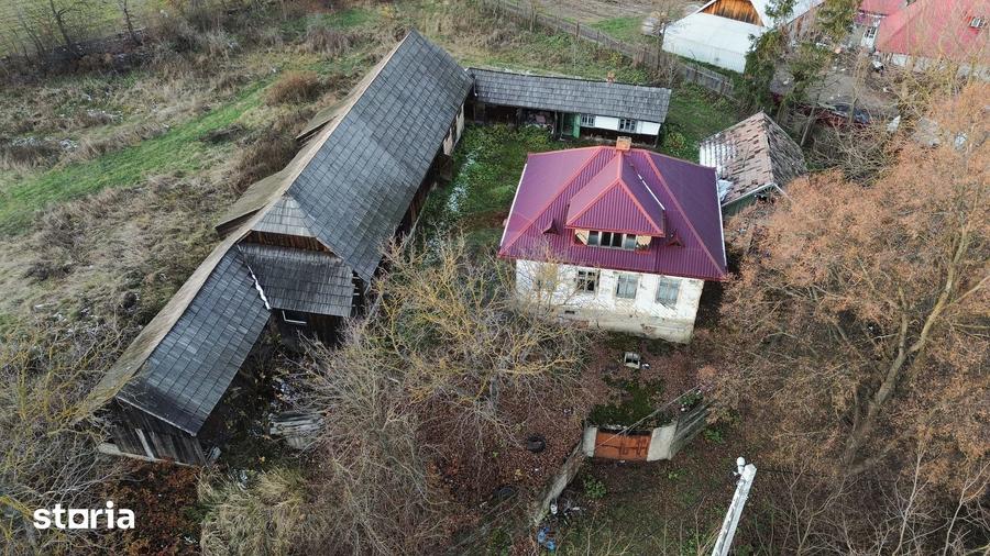 Teren de 10860 mp, în Gălănești