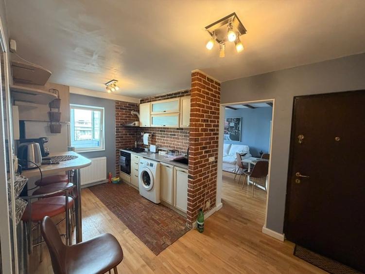 Apartament cu 2 camere decomandat, mobilat în Băneasa
