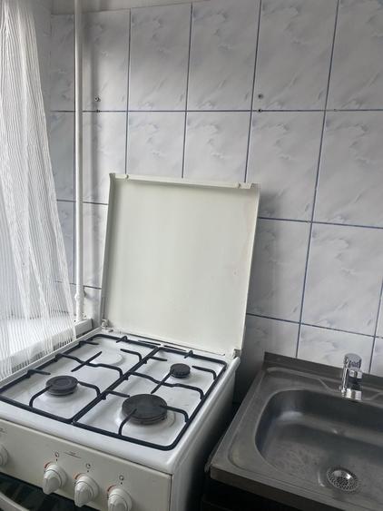 Apartament cu 2 camere decomandat în 9 Mai