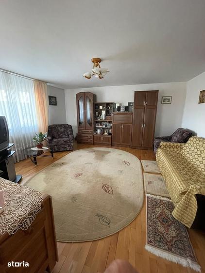 Casă cu 3 camere cu Teren 600 Mp în Central