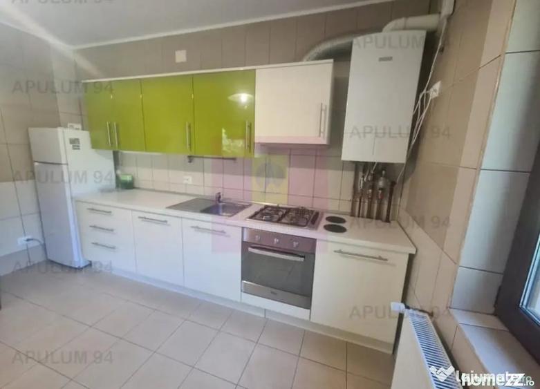 Casă cu 7 camere cu Teren 950 Mp în Liceul Militar