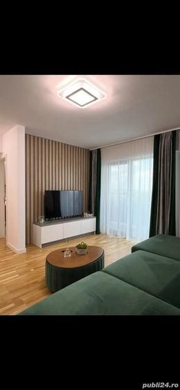 Garsonieră decomandată în Fabric