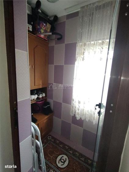 Casa 3 camere de vanzare zona Liceul Carabella - 8
