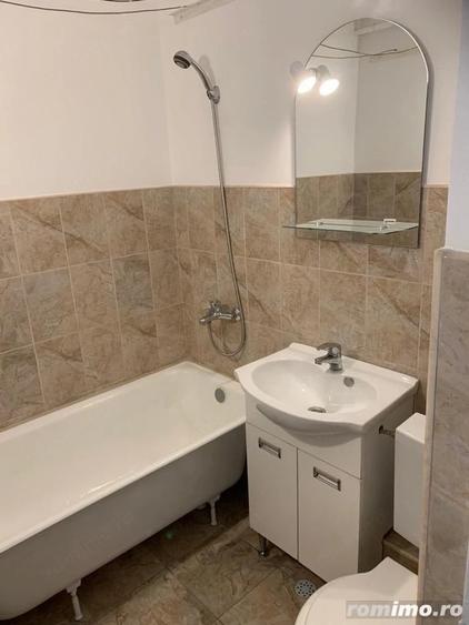 Garsonieră decomandată în Soarelui